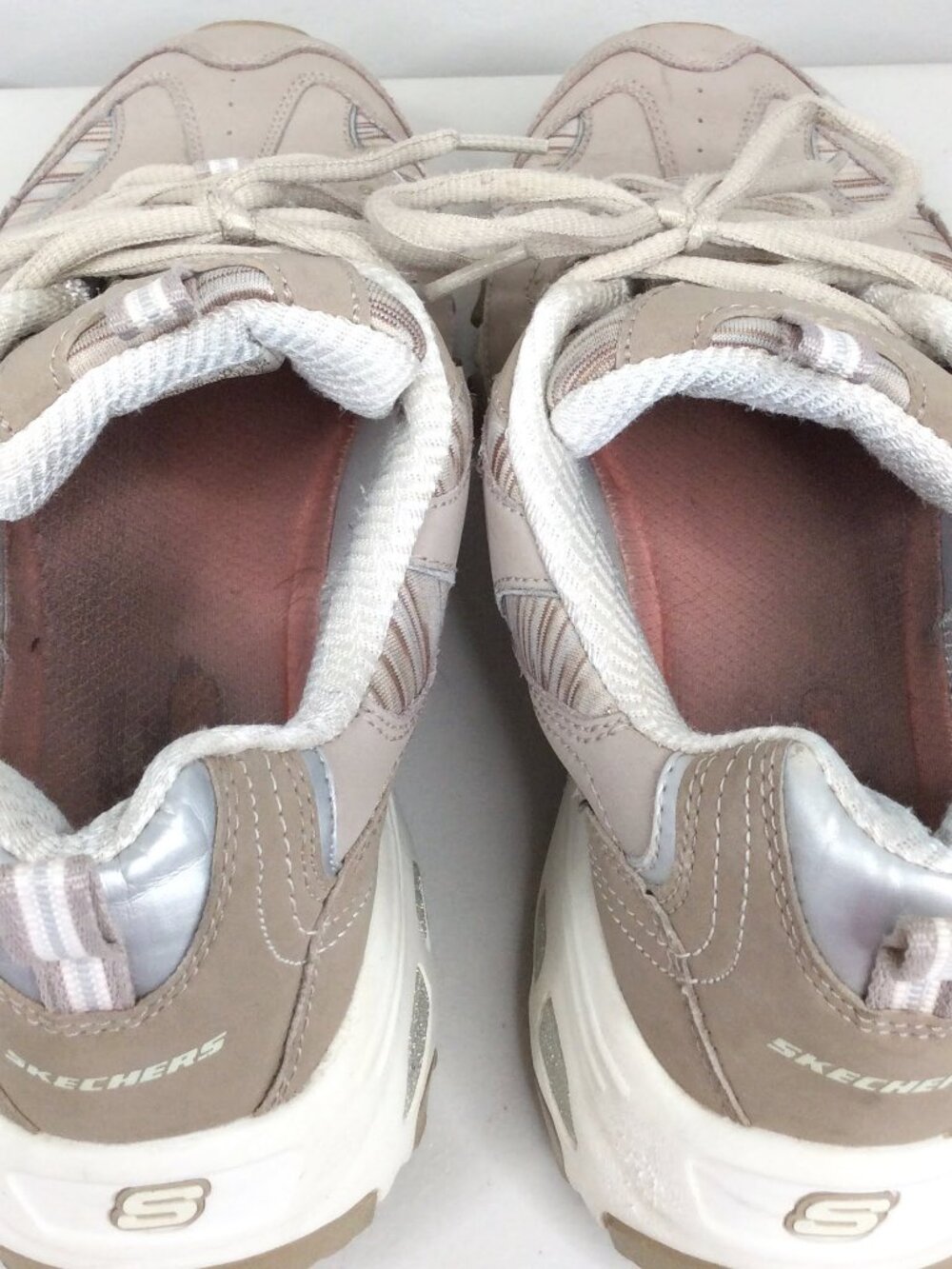 Skechers D'Lites Sneaker Shoes Women's Size 10 Taupe 11978W - Picture 9 of 11